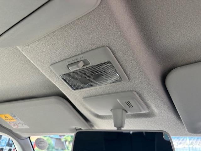 スペーシアカスタム ＸＳ　Ｂｌｕｅｔｏｏｔｈ接続可能　ＥＴＣ　両側スライド・片側電動　ナビ　フルセグＴＶ　ＨＩＤ　スマートキー　アイドリングストップ　電動格納ミラー　ベンチシート　ＣＶＴ　盗難防止システム　ＡＢＳ　ＣＤ　ＵＳＢ（28枚目）