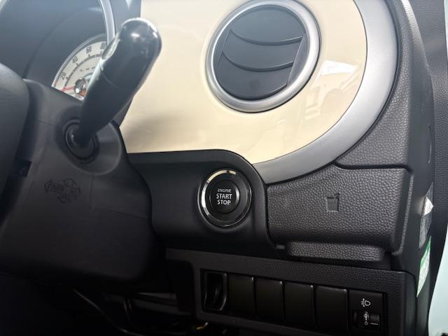 アルトラパン Ｘ　ＥＴＣ　ナビ　ＴＶ　スマートキー　電動格納ミラー　ベンチシート　ＣＶＴ　盗難防止システム　ＡＢＳ　アルミホイール　衝突安全ボディ　エアコン　パワーステアリング　パワーウィンドウ（8枚目）