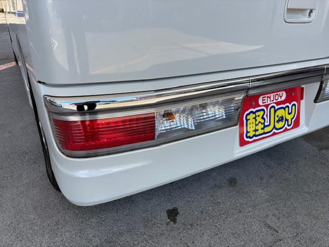 アトレーワゴン カスタムターボＲＳリミテッド　両側スライド・片側電動　ＨＩＤ　キーレスエントリー　電動格納ミラー　ターボ　ＡＴ　盗難防止システム　ＡＢＳ　ＣＤ　アルミホイール　衝突安全ボディ　エアコン　パワーステアリング　パワーウィンドウ（40枚目）