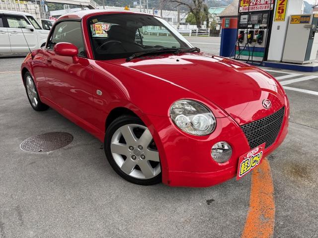 コペン アクティブトップ　電動オープン開閉可能　オープンカー　ナビ　ＴＶ　ＡＴ　キーレスエントリー　純正１５インチアルミホイール　ＣＤ　ＤＶＤ再生　エアコン　パワーステアリング　パワーウィンドウ　運転席エアバッグ（2枚目）