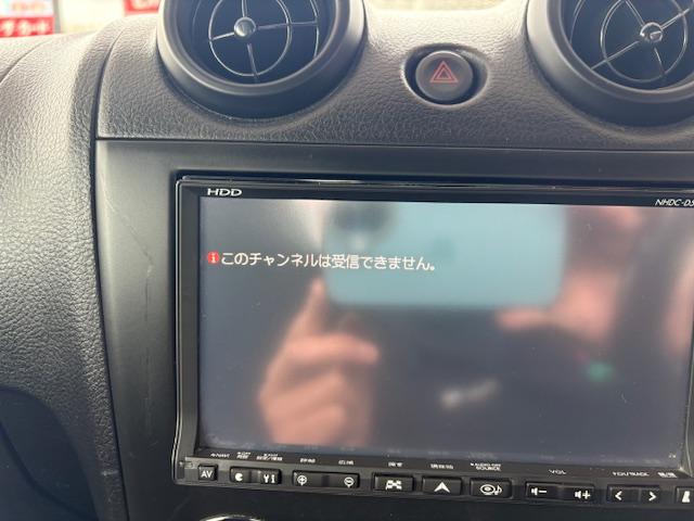コペン アクティブトップ　電動オープン開閉可能　オープンカー　ナビ　ＴＶ　ＡＴ　キーレスエントリー　純正１５インチアルミホイール　ＣＤ　ＤＶＤ再生　エアコン　パワーステアリング　パワーウィンドウ　運転席エアバッグ（22枚目）