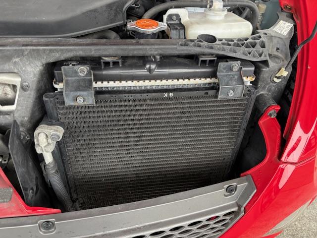 コペン アクティブトップ　電動オープン開閉可能　オープンカー　ナビ　ＴＶ　ＡＴ　キーレスエントリー　純正１５インチアルミホイール　ＣＤ　ＤＶＤ再生　エアコン　パワーステアリング　パワーウィンドウ　運転席エアバッグ（45枚目）