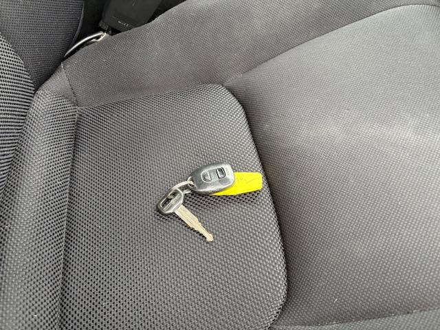 コペン アクティブトップ　電動オープン開閉可能　オープンカー　ナビ　ＴＶ　ＡＴ　キーレスエントリー　純正１５インチアルミホイール　ＣＤ　ＤＶＤ再生　エアコン　パワーステアリング　パワーウィンドウ　運転席エアバッグ（52枚目）