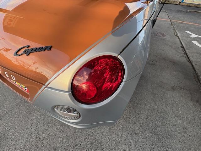 コペン アクティブトップ　電動オープン開閉動作確認済　Ｂｌｕｅｔｏｏｔｈ接続　ＥＴＣ　ナビ　ＡＴ　キーレスエントリー　社外アルミ　衝突安全ボディ　ＡＢＳ　ＵＳＢ　ミュージックプレイヤー接続可　ステップイルミネーション（36枚目）