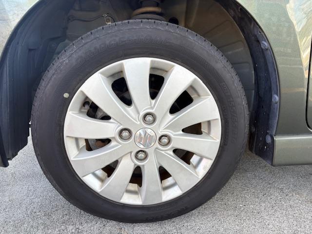 スペーシアカスタム ＸＳ　バックカメラ　両側スライド・片側電動　ナビ　ＴＶ　ＨＩＤ　スマートキー　アイドリングストップ　電動格納ミラー　ベンチシート　ＣＶＴ　盗難防止システム　ＡＢＳ　ＣＤ　ＤＶＤ再生　ＵＳＢ　アルミホイール（20枚目）