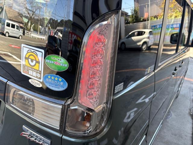 スペーシアカスタム ＸＳ　バックカメラ　両側スライド・片側電動　ナビ　ＴＶ　ＨＩＤ　スマートキー　アイドリングストップ　電動格納ミラー　ベンチシート　ＣＶＴ　盗難防止システム　ＡＢＳ　ＣＤ　ＤＶＤ再生　ＵＳＢ　アルミホイール（57枚目）