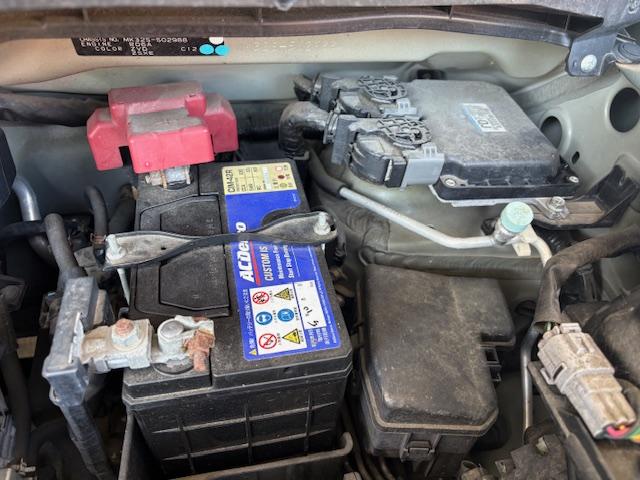 スペーシアカスタム ＸＳ　バックカメラ　両側スライド・片側電動　ナビ　ＴＶ　ＨＩＤ　スマートキー　アイドリングストップ　電動格納ミラー　ベンチシート　ＣＶＴ　盗難防止システム　ＡＢＳ　ＣＤ　ＤＶＤ再生　ＵＳＢ　アルミホイール（64枚目）