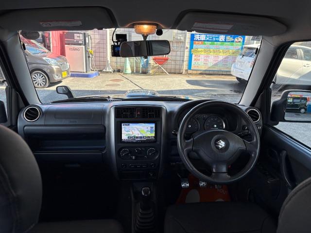 ジムニー ワイルドウインド　リフトアップ　４ＷＤ　前後ドライブレコーダー　Ｂｌｕｅｔｏｏｔｈ接続　社外マフラー　ナビ　ＴＶ　キーレスエントリー　電動格納ミラー　シートヒーター　ＭＴ　ルーフレール　アルミホイール　衝突安全ボディ（2枚目）