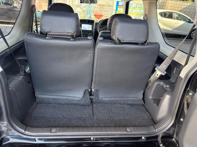 ジムニー ワイルドウインド　リフトアップ　４ＷＤ　前後ドライブレコーダー　Ｂｌｕｅｔｏｏｔｈ接続　社外マフラー　ナビ　ＴＶ　キーレスエントリー　電動格納ミラー　シートヒーター　ＭＴ　ルーフレール　アルミホイール　衝突安全ボディ（18枚目）