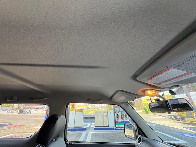 ジムニー ワイルドウインド　リフトアップ　４ＷＤ　前後ドライブレコーダー　Ｂｌｕｅｔｏｏｔｈ接続　社外マフラー　ナビ　ＴＶ　キーレスエントリー　電動格納ミラー　シートヒーター　ＭＴ　ルーフレール　アルミホイール　衝突安全ボディ（50枚目）