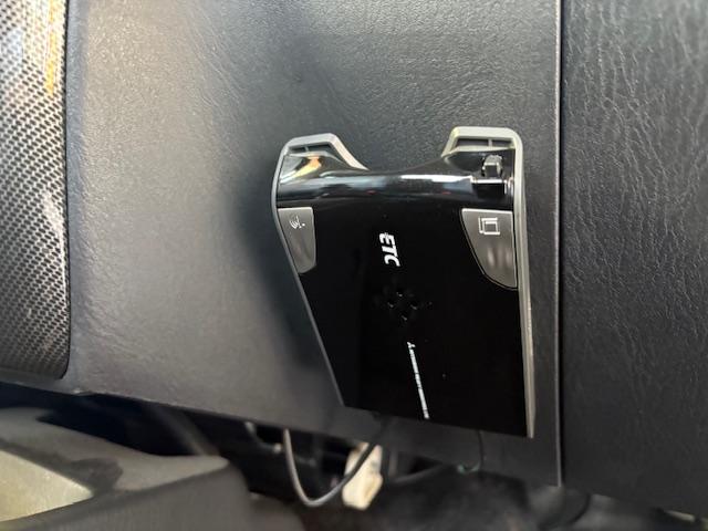 ジムニー クロスアドベンチャーＸＣ　リフトアップ　社外マフラー　４ＷＤ　ドライブレコーダー　ＥＴＣ　ナビ　キーレスエントリー　電動格納ミラー　シートヒーター　ＡＴ　ＡＢＳ　アルミホイール　衝突安全ボディ　ＡＣ　ＰＳ　ＰＷ　ターボ車（6枚目）