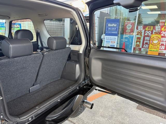 ジムニー クロスアドベンチャーＸＣ　リフトアップ　社外マフラー　４ＷＤ　ドライブレコーダー　ＥＴＣ　ナビ　キーレスエントリー　電動格納ミラー　シートヒーター　ＡＴ　ＡＢＳ　アルミホイール　衝突安全ボディ　ＡＣ　ＰＳ　ＰＷ　ターボ車（40枚目）