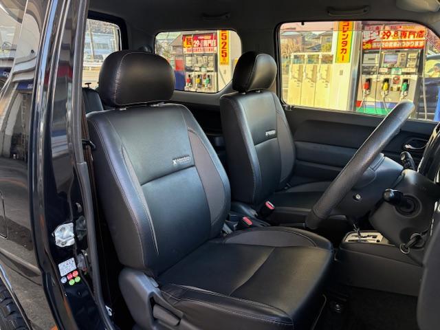 ジムニー クロスアドベンチャーＸＣ　リフトアップ　社外マフラー　４ＷＤ　ドライブレコーダー　ＥＴＣ　ナビ　キーレスエントリー　電動格納ミラー　シートヒーター　ＡＴ　ＡＢＳ　アルミホイール　衝突安全ボディ　ＡＣ　ＰＳ　ＰＷ　ターボ車（60枚目）