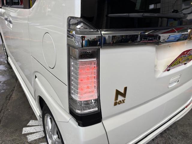 N-BOXカスタム G・Lパッケージ ワンオーナー ドライブレコーダー 両側スライド・片側電動 オートライト HID スマートキー アイドリングストップ 電動格納ミラー ベンチシート CVT 盗難防止システム ABS ESC(43枚目)