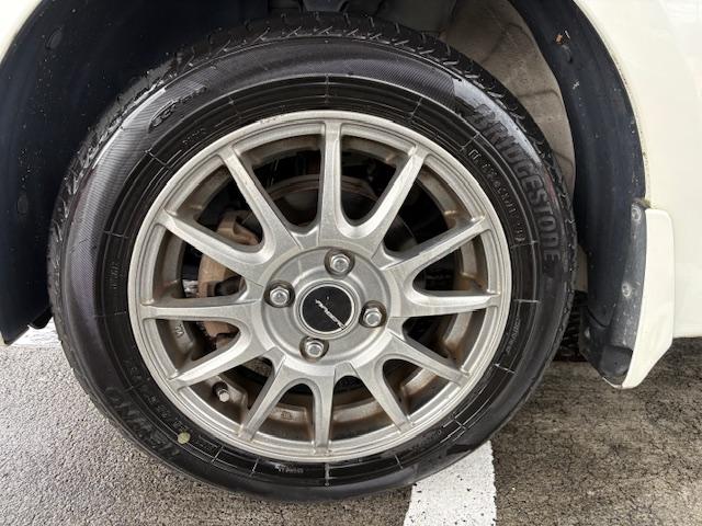 Ｎ－ＢＯＸ＋ Ｇ・Ｌパッケージ　ドライブレコーダー　両側電動スライドドア　オートライト　スマートキー　アイドリングストップ　電動格納ミラー　ベンチシート　ＣＶＴ　盗難防止システム　ＡＢＳ　ＥＳＣ　ＣＤ　アルミホイール　衝突安全ボディ（26枚目）