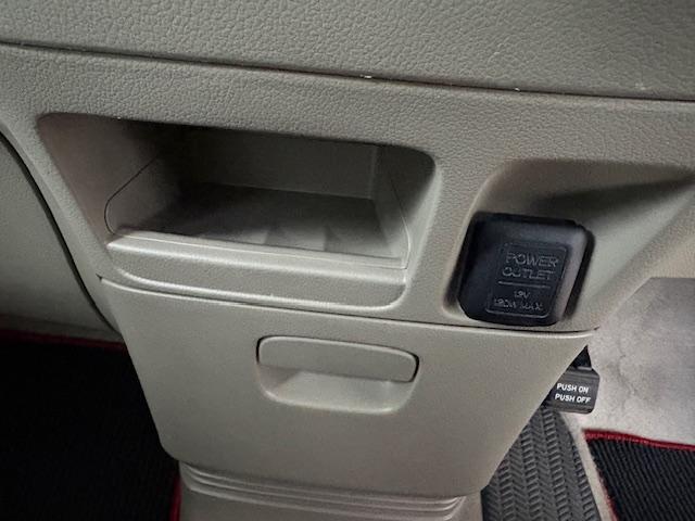 Ｎ－ＢＯＸ＋ Ｇ・Ｌパッケージ　ドライブレコーダー　両側電動スライドドア　オートライト　スマートキー　アイドリングストップ　電動格納ミラー　ベンチシート　ＣＶＴ　盗難防止システム　ＡＢＳ　ＥＳＣ　ＣＤ　アルミホイール　衝突安全ボディ（33枚目）