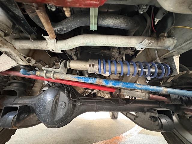 ジムニー ＸＧ　リフトアップ　Ｂｌｕｅｔｏｏｔｈ接続　社外マフラー　４ＷＤ　ドライブレコーダー　キーレスエントリー　電動格納ミラー　ＭＴ　ＡＢＳ　社外アルミホイール　衝突安全ボディ　エアコン　パワーウィンドウ（35枚目）