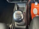 ジムニー ワイルドウインド　リフトアップ　４ＷＤ　前後ドライブレコーダー　Ｂｌｕｅｔｏｏｔｈ接続　社外マフラー　ナビ　ＴＶ　キーレスエントリー　電動格納ミラー　シートヒーター　ＭＴ　ルーフレール　アルミホイール　衝突安全ボディ（8枚目）