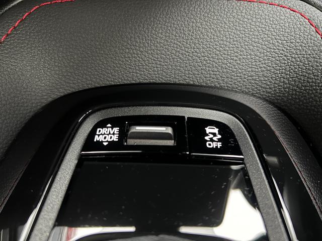 ＧＲカローラ ＲＺ　★ワンオーナー★ディスプレイオーディオ＋８スピーカーＪＢＬサウンドシステム★スポーツスペシャルパッケージ★サブラジエター★純正１８インチＡＷ（ＢＢＳ鍛造）★専用レッドキャリパー★置くだけ充電（42枚目）