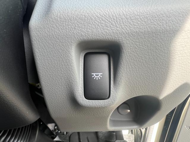 ダイナトラック モクセイジャストロー　★ワンオーナー★Ｇパッケージ★電動格納式ワイドビュー２面鏡式ミラー★フロントバンパー塗装樹脂＋メッキガーニッシュ★ＬＥＤヘッドライト、フォグランプ★Ｂモニター内蔵ミラー★キーレス★ＥＴＣ２．０（17枚目）