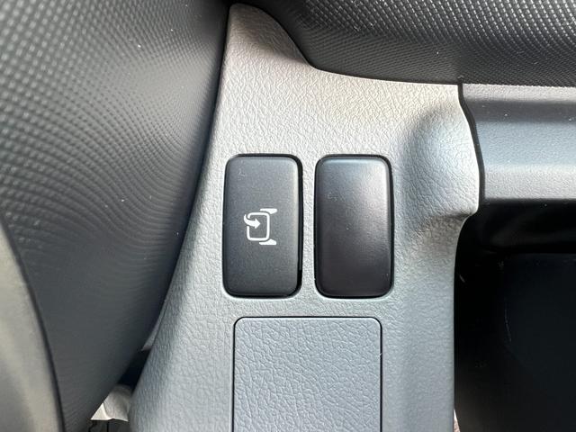 ダイナトラック モクセイジャストロー　★ワンオーナー★Ｇパッケージ★電動格納式ワイドビュー２面鏡式ミラー★フロントバンパー塗装樹脂＋メッキガーニッシュ★ＬＥＤヘッドライト、フォグランプ★Ｂモニター内蔵ミラー★キーレス★ＥＴＣ２．０（18枚目）