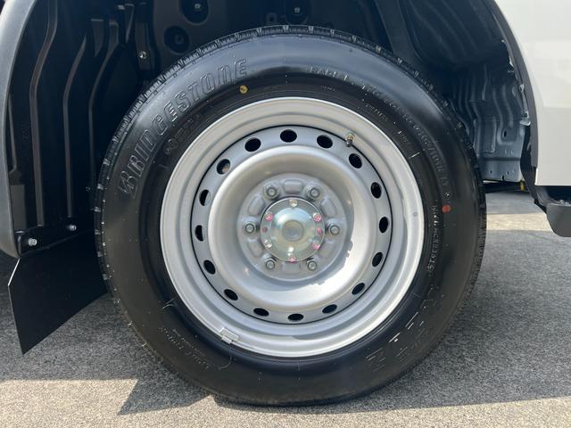 ダイナトラック モクセイジャストロー　★ワンオーナー★Ｇパッケージ★電動格納式ワイドビュー２面鏡式ミラー★フロントバンパー塗装樹脂＋メッキガーニッシュ★ＬＥＤヘッドライト、フォグランプ★Ｂモニター内蔵ミラー★キーレス★ＥＴＣ２．０（29枚目）