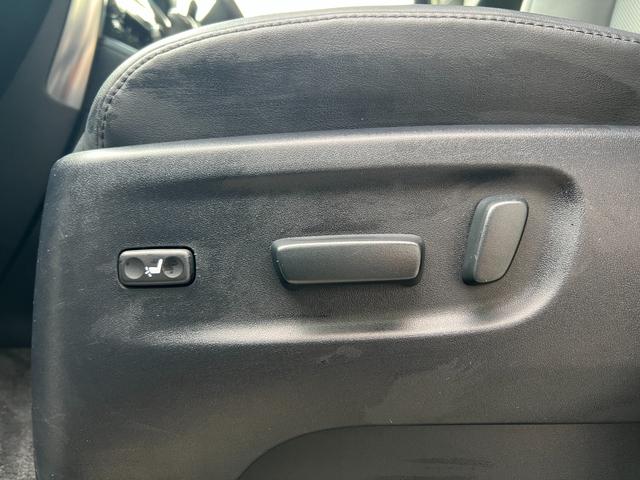 アルファード ２．５Ｓ　Ｃパッケージ　★ワンオーナー★ムーンルーフ★クルーズコントロール★シートヒーター＆ベンチレーション★メモリー機能付きパワーシート★ステアリングヒーター★アルパイン製ナビ、Ｂモニター、ＴＶ★デジタルインナーミラー（20枚目）