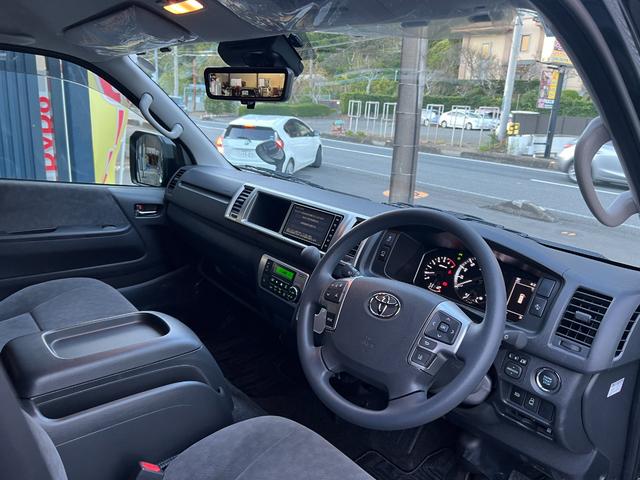 ハイエースワゴン ＧＬ　★ワンオーナー★寒冷地仕様★純正ナビ、ＴＶ★パノラミックビューモニター★デジタルインナーミラー★電動格納ミラー★片側パワースライドドア★オートマチックハイビーム★ＬＥＤヘッドライト★キーレス★ＥＴＣ（12枚目）