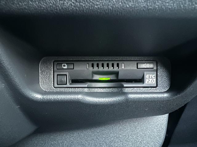 ハイエースワゴン ＧＬ　★ワンオーナー★寒冷地仕様★純正ナビ、ＴＶ★パノラミックビューモニター★デジタルインナーミラー★電動格納ミラー★片側パワースライドドア★オートマチックハイビーム★ＬＥＤヘッドライト★キーレス★ＥＴＣ（29枚目）