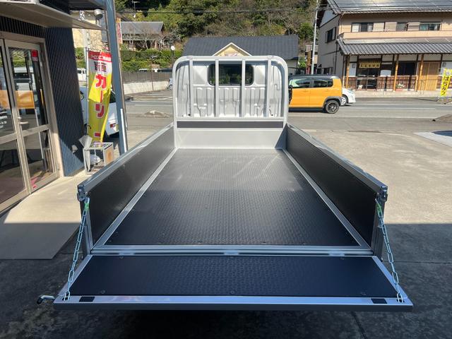 ダイナトラック モクセイジャストロー ★ワンオーナー★Gパッケージ★電動格納式熱線ワイドビュー2面鏡式ミラー★フロントバンパー塗装樹脂+メッキガーニッシュ★LEDヘッドライト、フォグランプ★Bモニター内蔵ミラー★キーレス★ETC2.0(9枚目)