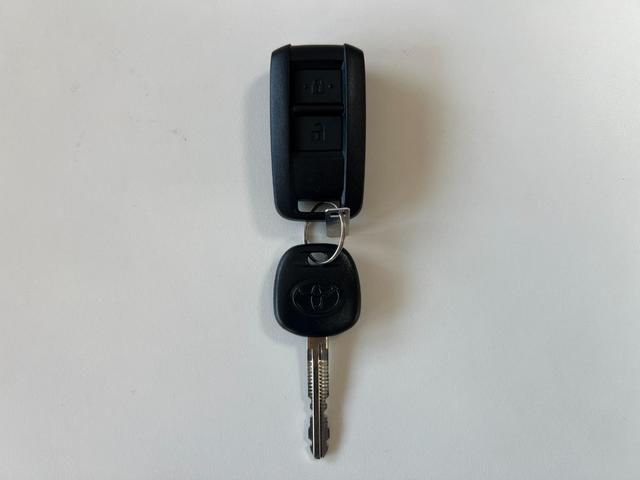 ダイナトラック モクセイジャストロー ★ワンオーナー★Gパッケージ★電動格納式熱線ワイドビュー2面鏡式ミラー★フロントバンパー塗装樹脂+メッキガーニッシュ★LEDヘッドライト、フォグランプ★Bモニター内蔵ミラー★キーレス★ETC2.0(30枚目)