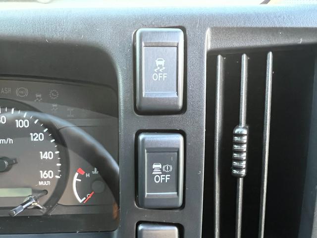 エルフトラック ホロウィング　★ワンオーナー★ホロウィング★電動格納ミラー★ライトレベライザー★オーバーヘッドシェルフ★誤発信抑制機能★キーレス★ＬＤＷＳ（17枚目）