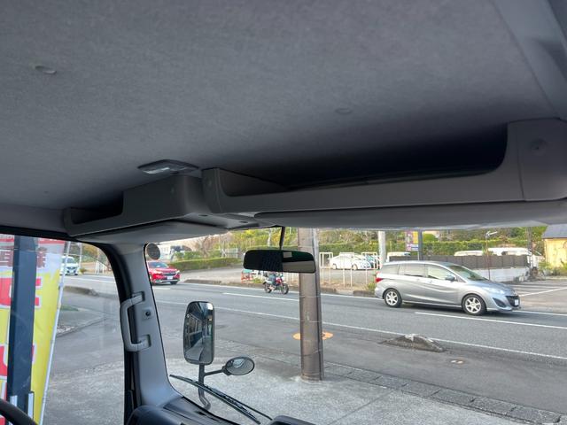 エルフトラック ホロウィング　★ワンオーナー★ホロウィング★電動格納ミラー★ライトレベライザー★オーバーヘッドシェルフ★誤発信抑制機能★キーレス★ＬＤＷＳ（22枚目）