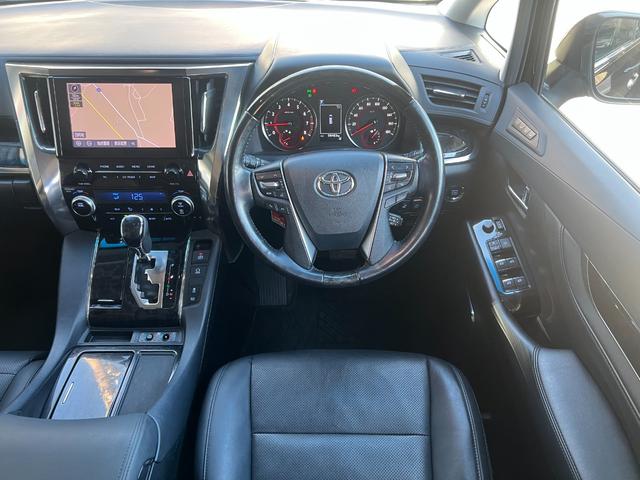 アルファード ２．５Ｓ　Ｃパッケージ　★ワンオーナー★純正ナビ、ＴＶ、Ｂモニター★ツインムーンルーフ★クルーズコントロール★ステアリングヒーター★シートヒーター＆ベンチレーション★メモリー機能付きパワーシート★フリップダウンモニター（14枚目）