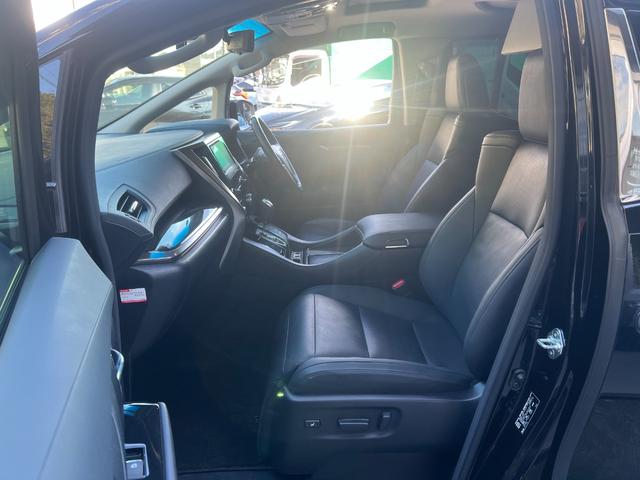 アルファード ２．５Ｓ　Ｃパッケージ　★ワンオーナー★純正ナビ、ＴＶ、Ｂモニター★ツインムーンルーフ★クルーズコントロール★ステアリングヒーター★シートヒーター＆ベンチレーション★メモリー機能付きパワーシート★フリップダウンモニター（16枚目）