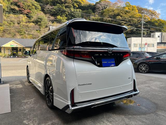 ヴェルファイアハイブリッド エグゼクティブラウンジ　★ワンオーナー★寒冷地仕様★モデリスタエアロパーツ＋モデリスタシグネチャーイルミブレード★ユニバーサルステップ★左右独立ムーンルーフ★ＪＢＬサウンドシステム★リアエンターテインメント（6枚目）