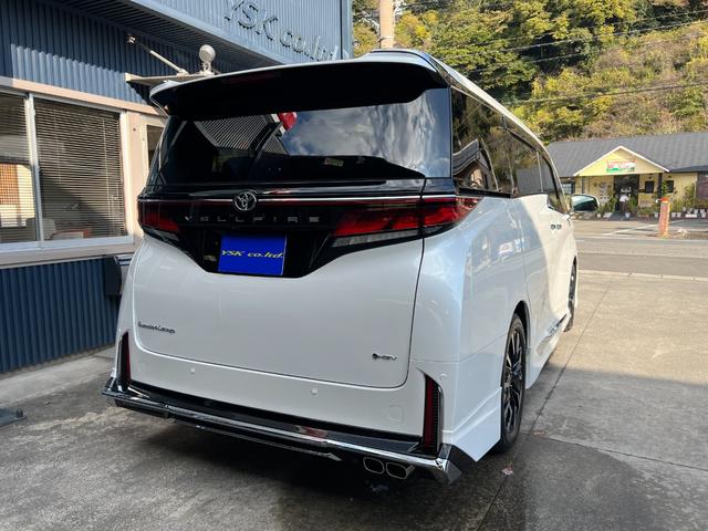 ヴェルファイアハイブリッド エグゼクティブラウンジ　★ワンオーナー★寒冷地仕様★モデリスタエアロパーツ＋モデリスタシグネチャーイルミブレード★ユニバーサルステップ★左右独立ムーンルーフ★ＪＢＬサウンドシステム★リアエンターテインメント（7枚目）