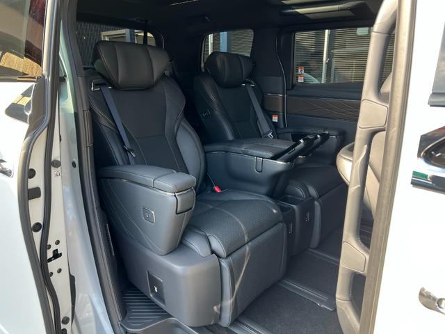 ヴェルファイアハイブリッド エグゼクティブラウンジ　★ワンオーナー★寒冷地仕様★モデリスタエアロパーツ＋モデリスタシグネチャーイルミブレード★ユニバーサルステップ★左右独立ムーンルーフ★ＪＢＬサウンドシステム★リアエンターテインメント（31枚目）