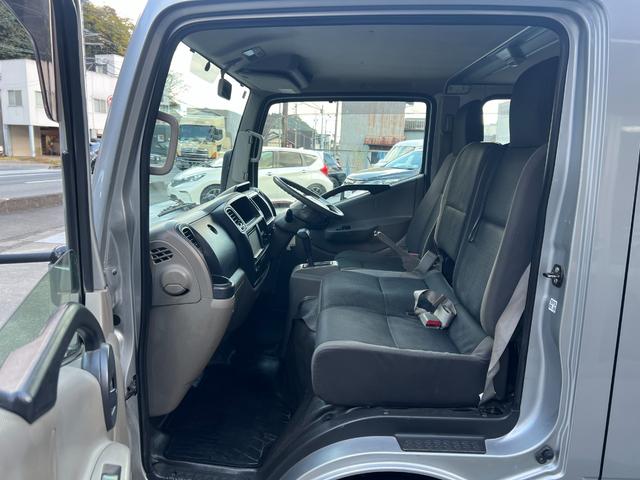 アトラストラック フルスーパーローＤＸ　★ワンオーナー★ダブルキャブ／フルスーパーローシングルタイヤ／木製★社外ナビ、ＴＶ★オーバーヘッドシェルフ★電動格納ミラー★ＥＴＣ（13枚目）
