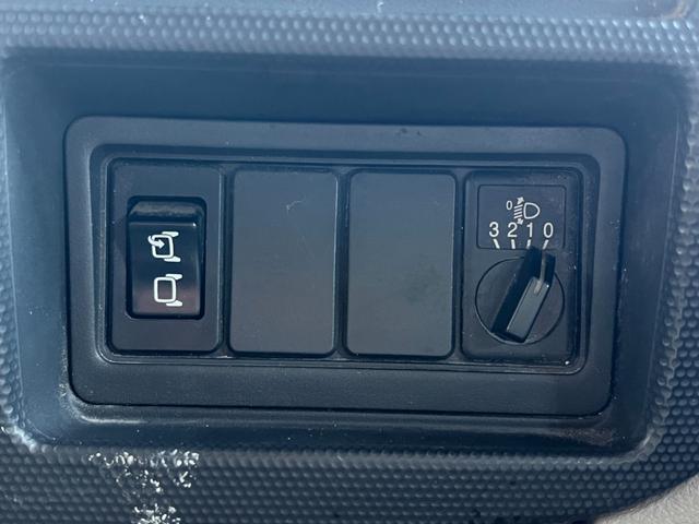 アトラストラック フルスーパーローＤＸ　★ワンオーナー★ダブルキャブ／フルスーパーローシングルタイヤ／木製★社外ナビ、ＴＶ★オーバーヘッドシェルフ★電動格納ミラー★ＥＴＣ（23枚目）