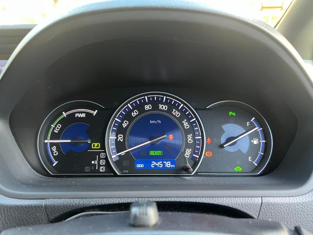 エスクァイア ハイブリッドＧｉ　★ワンオーナー★純正ナビ、ＴＶ、Ｂモニター★両側パワースライドドア★クルーズコントロール★シートヒーター★フリップダウンモニター★オートマチックハイビーム★ＥＴＣ（24枚目）