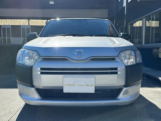 プロボックス Ｇ　★登録済み未使用車★キーレスキー★電動格納ミラー★ヘッドライトレベライザー★プリクラッシュセーフティ★レーンディパーチャートアラート★ＶＳＣ★純正フロアマット★サイドバイザー（3枚目）