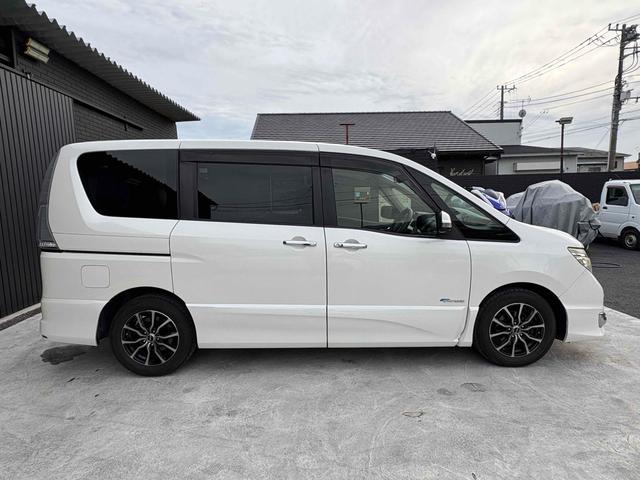 セレナ ハイウェイスター　Ｖセレ＋セーフティＩＩ　ＳＨＶ　全周囲カメラ　ナビ　ＴＶ　クリアランスソナー　オートクルーズコントロール　レーンアシスト　衝突被害軽減システム　両側電動スライドドア　オートライト　ＬＥＤヘッドランプ　スマートキー　電動格納ミラー（18枚目）