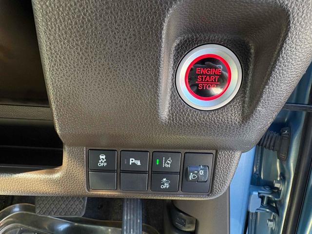 エンジン始動も楽チンです。イチイチ鍵を出す手間も無くなりますよ。
