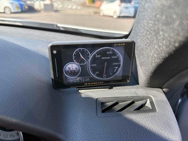 Eクラス E250 ドライブレコーダー バックカメラ ナビ TV クリアランスソナー オートクルーズコントロール AT オートライト スマートキー シートヒーター パワーシート 盗難防止システム ABS(24枚目)