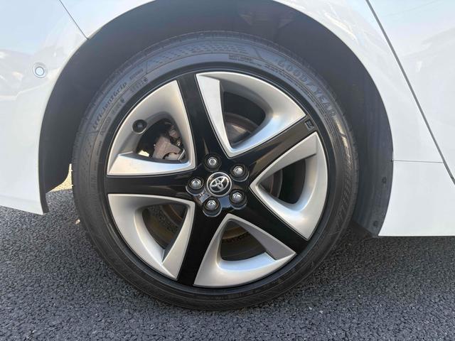 プリウス Aツーリングセレクション ドライブレコーダー ETC クリアランスソナー レーンアシスト オートクルーズコントロール パークアシスト 衝突被害軽減システム バックカメラ ナビ アルミホイール オートマチックハイビーム(20枚目)