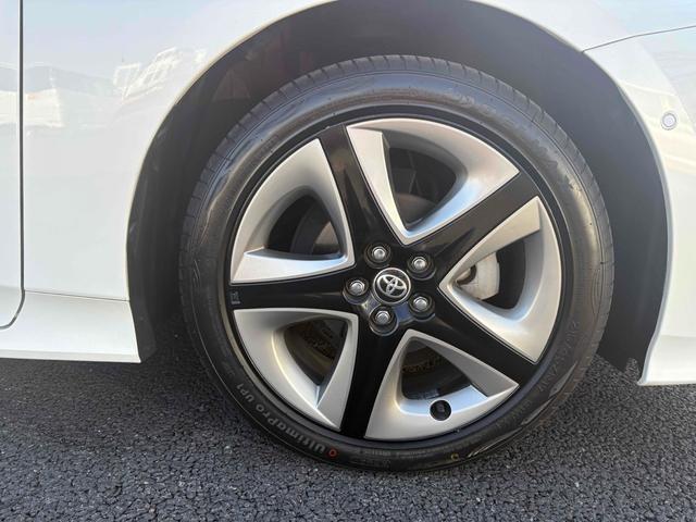 プリウス Aツーリングセレクション ドライブレコーダー ETC クリアランスソナー レーンアシスト オートクルーズコントロール パークアシスト 衝突被害軽減システム バックカメラ ナビ アルミホイール オートマチックハイビーム(26枚目)