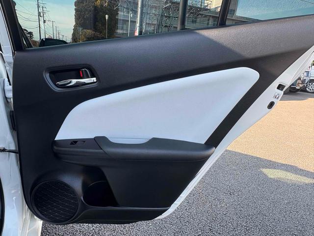 プリウス Aツーリングセレクション ドライブレコーダー ETC クリアランスソナー レーンアシスト オートクルーズコントロール パークアシスト 衝突被害軽減システム バックカメラ ナビ アルミホイール オートマチックハイビーム(39枚目)