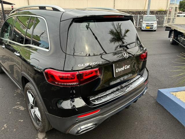ＧＬＢ ＧＬＢ２００ｄ　４マチック　ＡＭＧライン　レーダーセーフティパッケージ　３６０度カメラ　ハーフレザーシート　シートヒーター　純正ナビ　フルセグＴＶ　ルーフレール　パワーバッグドア　ＥＴＣ（9枚目）