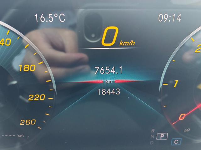 ＧＬＢ ＧＬＢ２００ｄ　４マチック　ＡＭＧライン　レーダーセーフティパッケージ　３６０度カメラ　ハーフレザーシート　シートヒーター　純正ナビ　フルセグＴＶ　ルーフレール　パワーバッグドア　ＥＴＣ（30枚目）